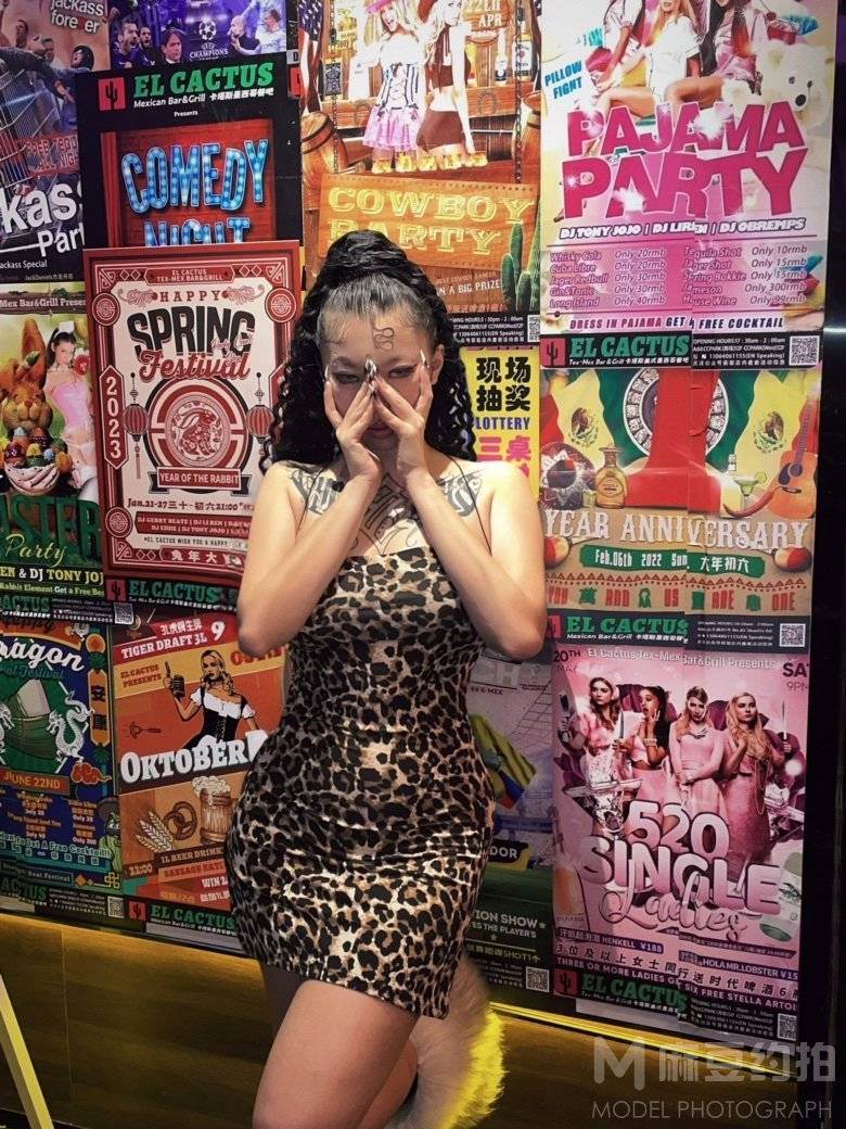妆容模特