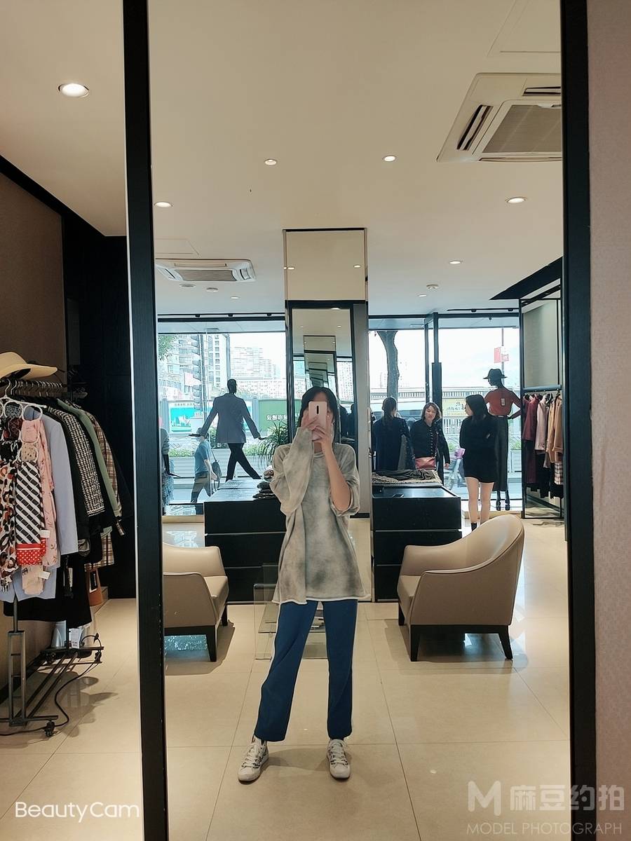 清新模特