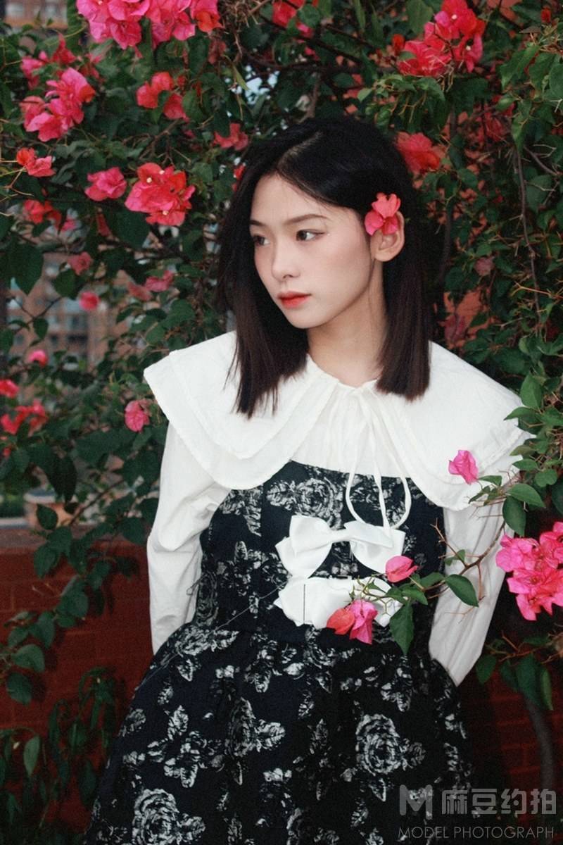 胶片模特