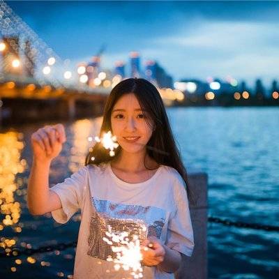 夜景模特