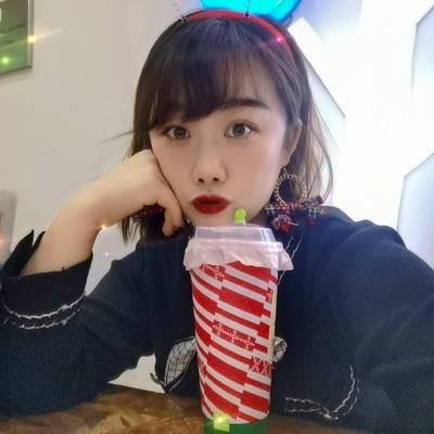 黑白模特