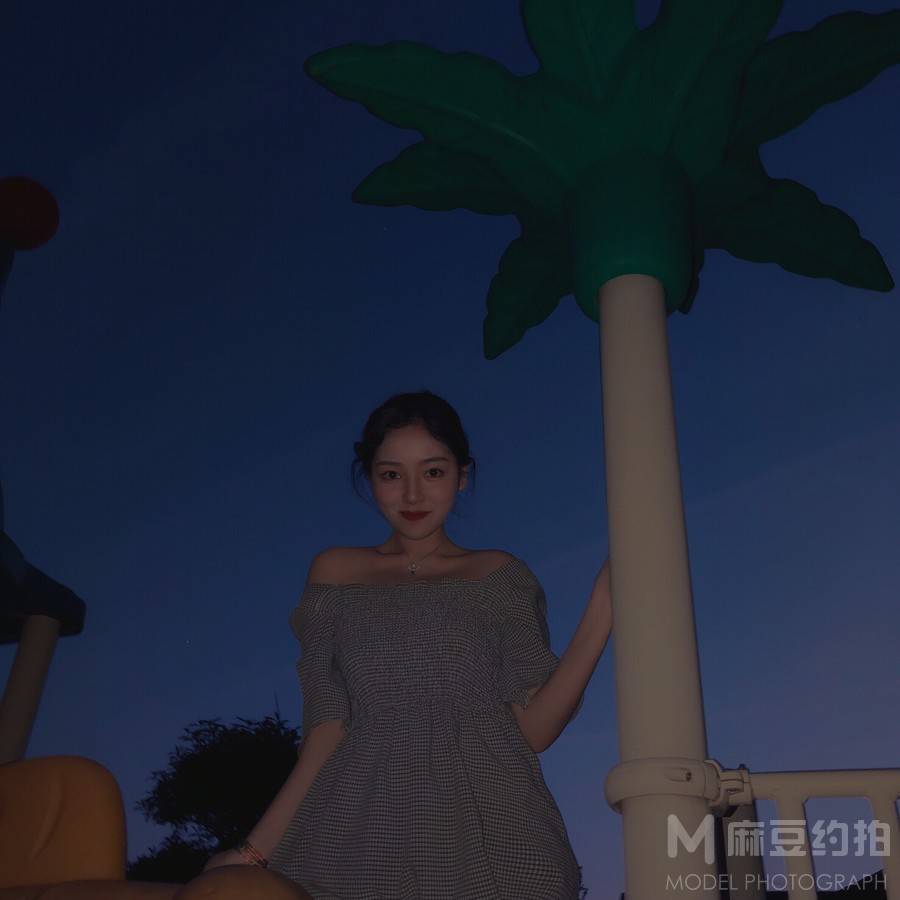 夜景模特