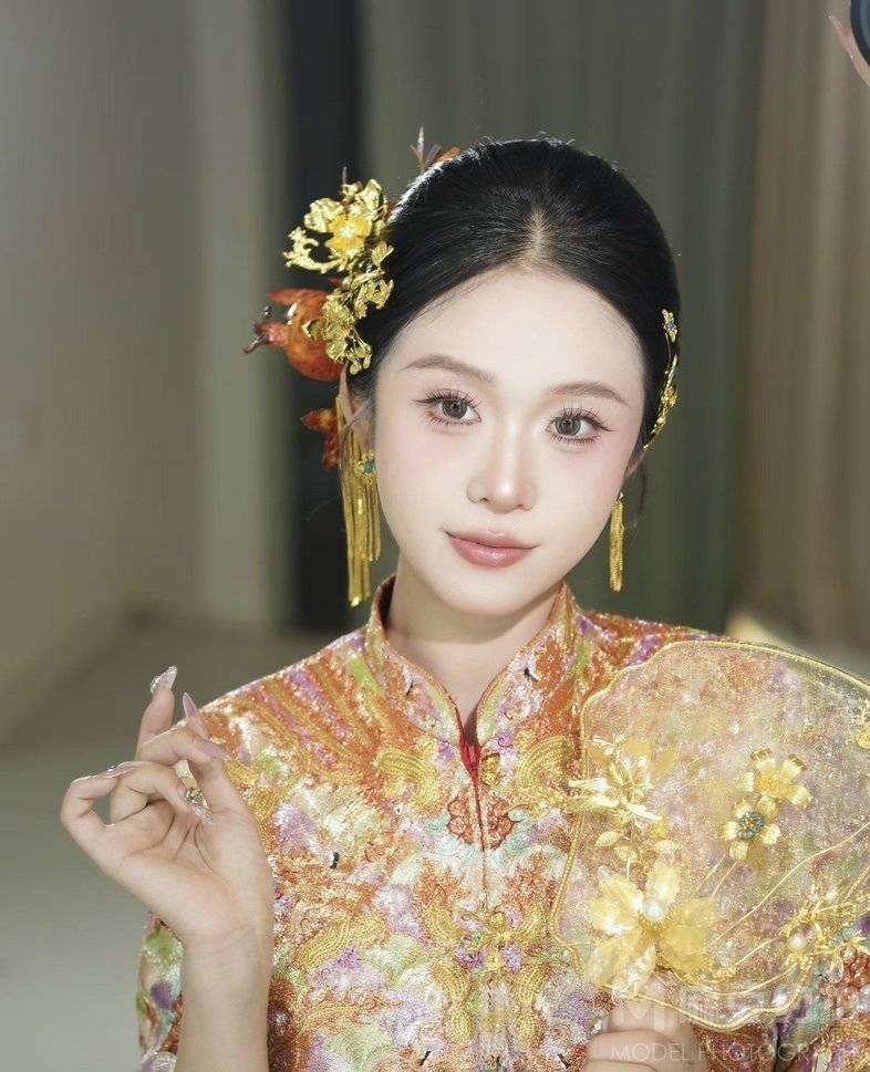 妆容模特