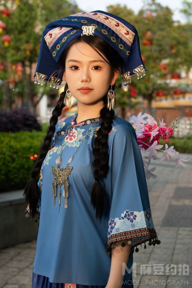 妆容模特