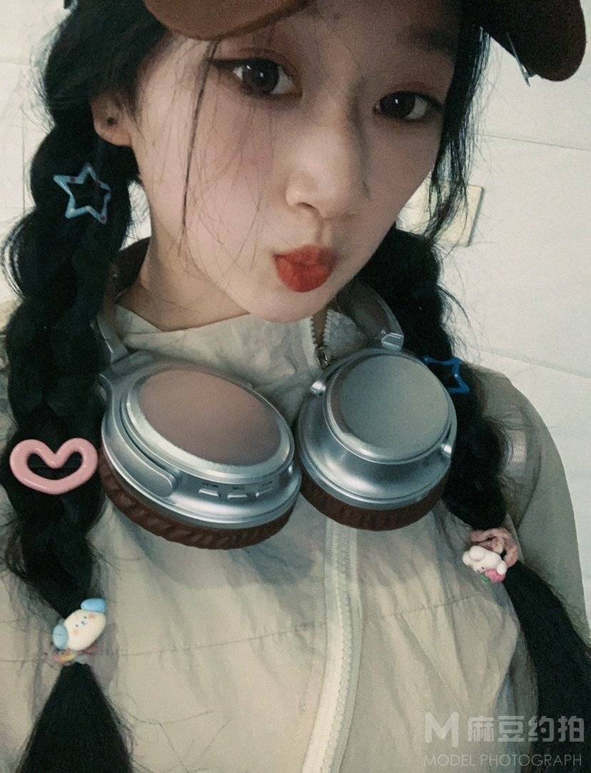 胶片模特
