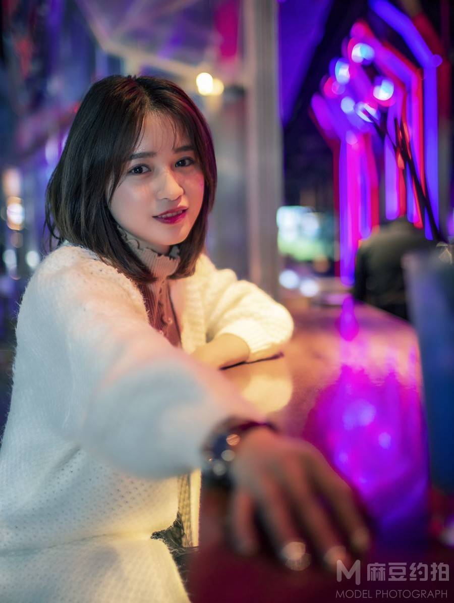 夜景模特
