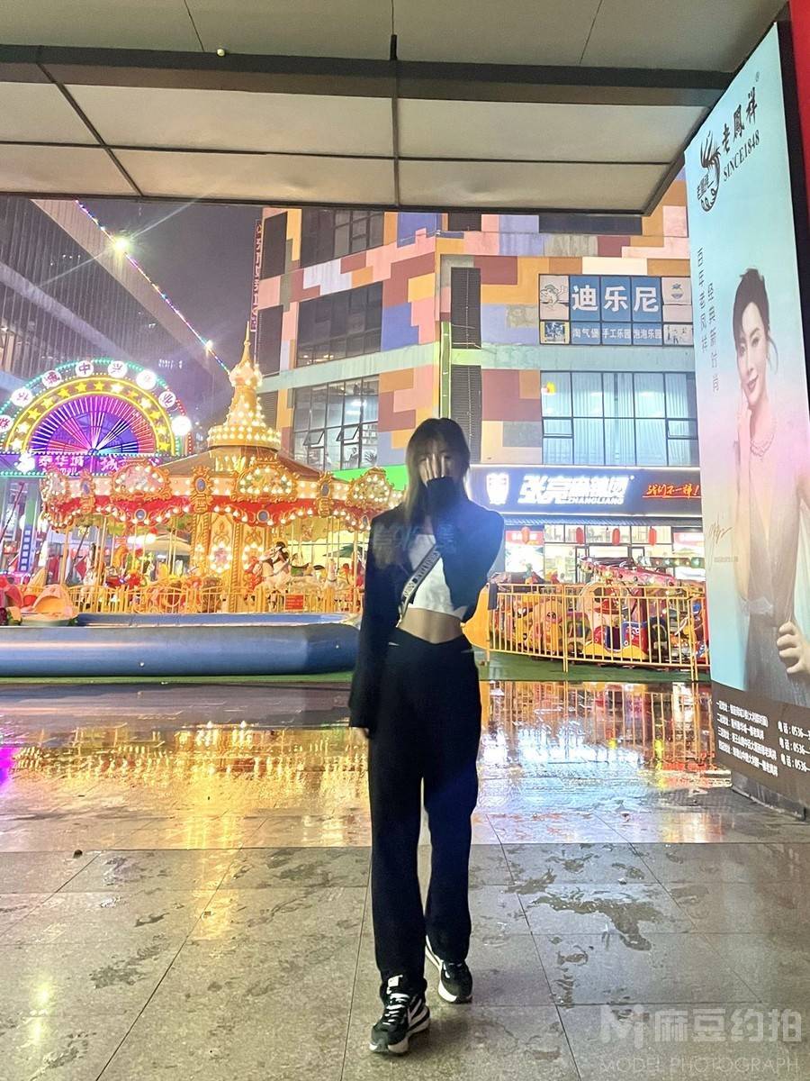 暗黑模特