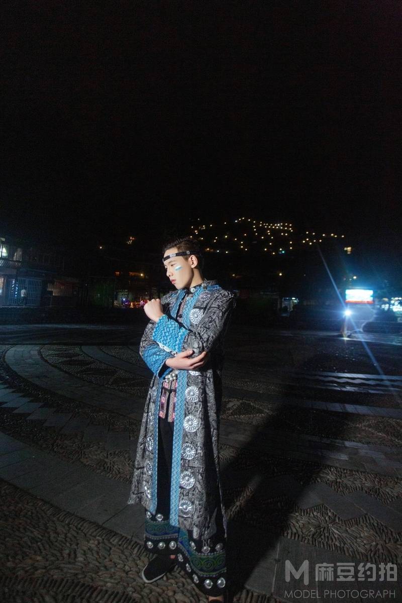 夜景模特