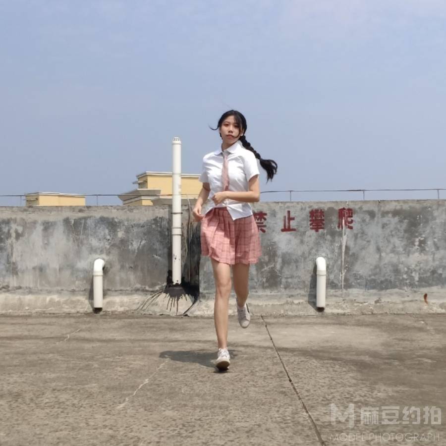 校园模特