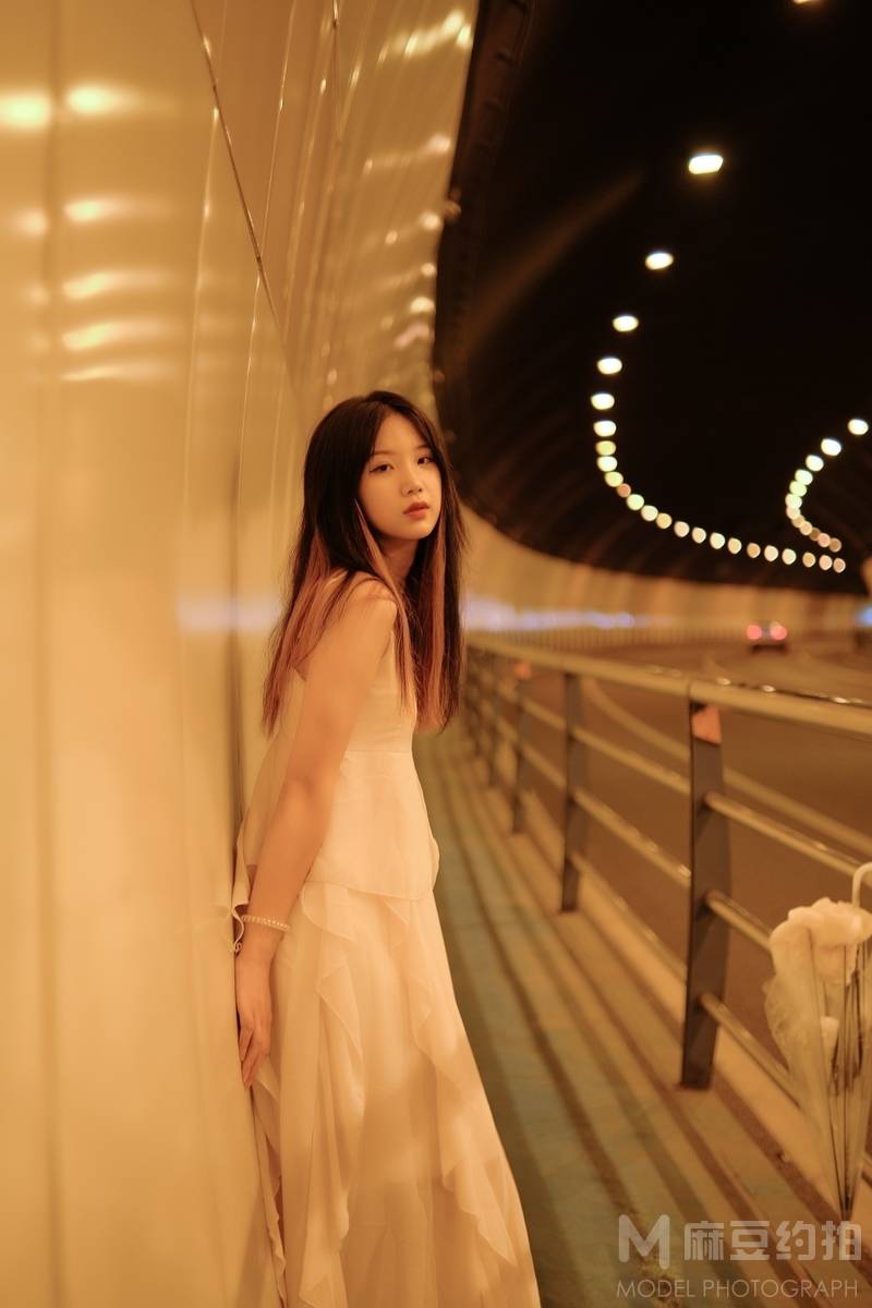 夜景模特