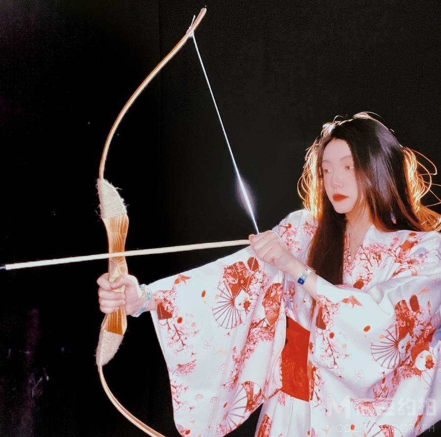 纪实模特