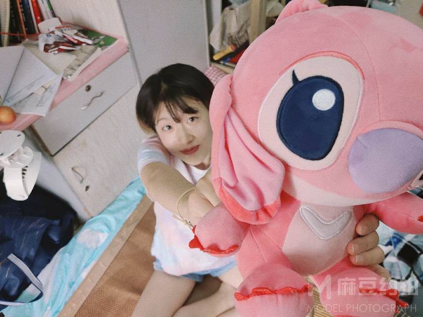 纪实模特