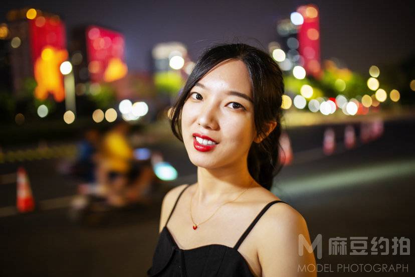 夜景模特