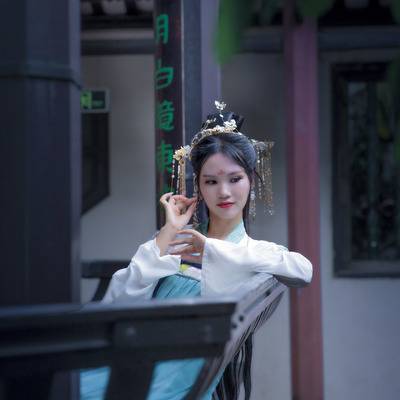 汉服模特