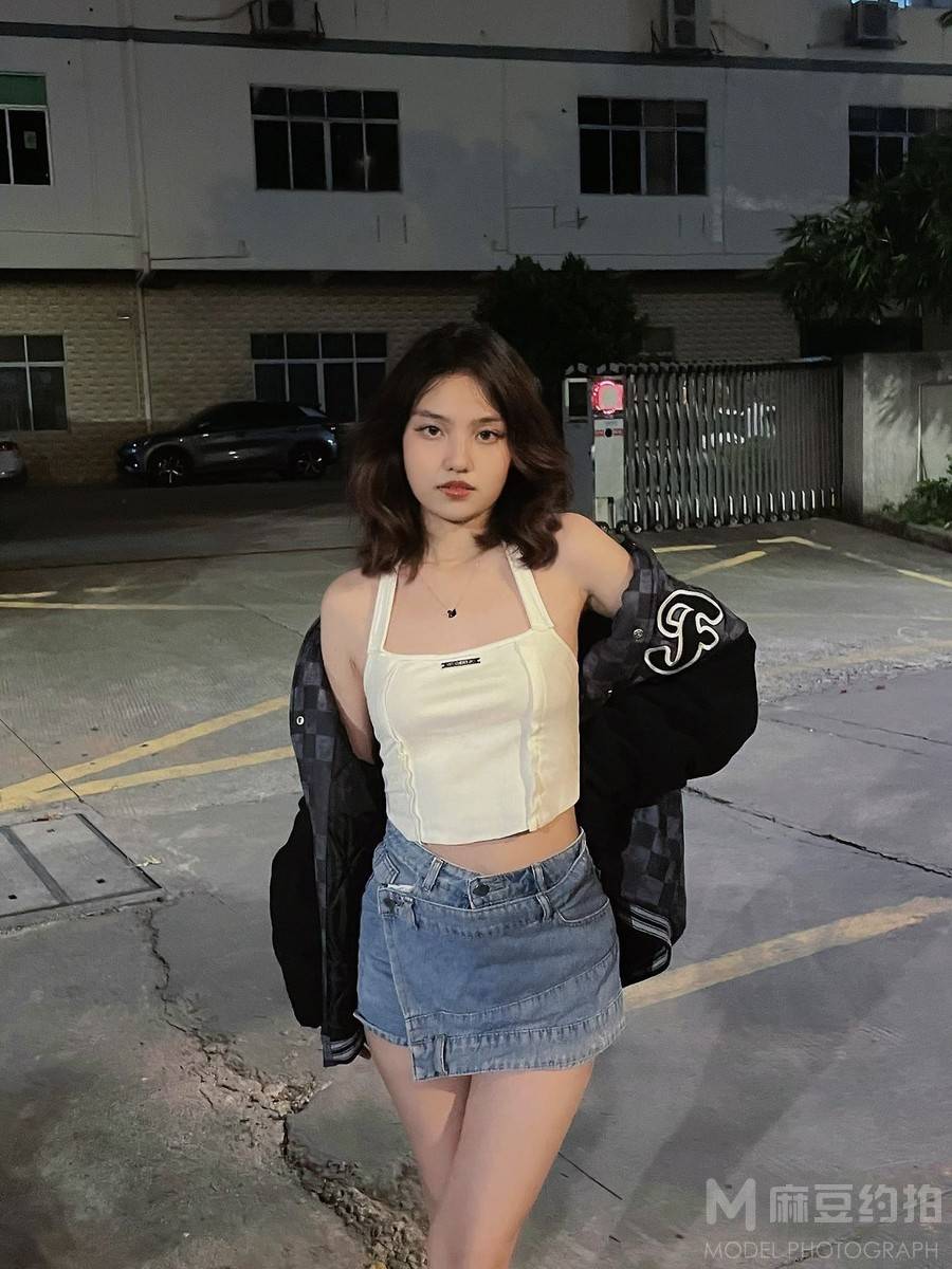 胶片模特