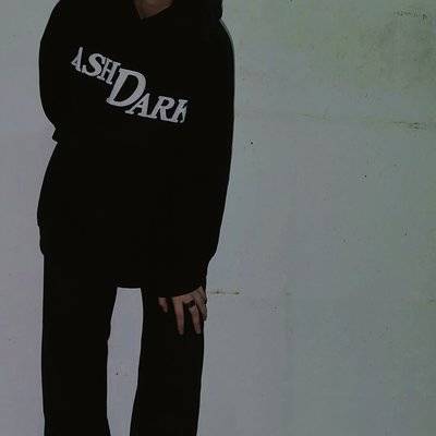 黑白模特