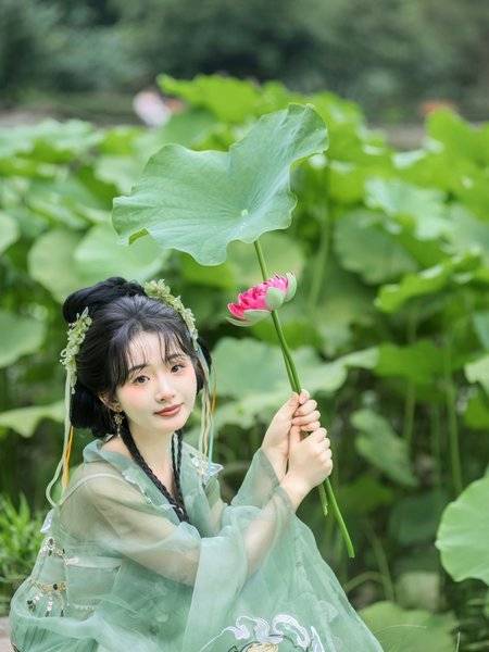 汉服模特