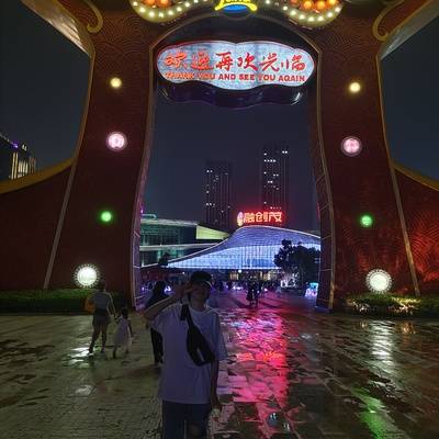 校园模特