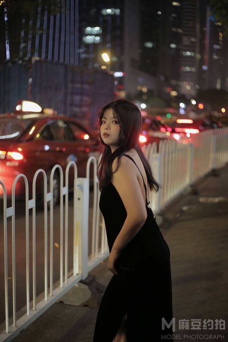 夜景模特