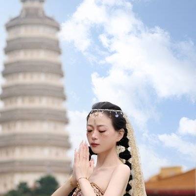 妆容模特