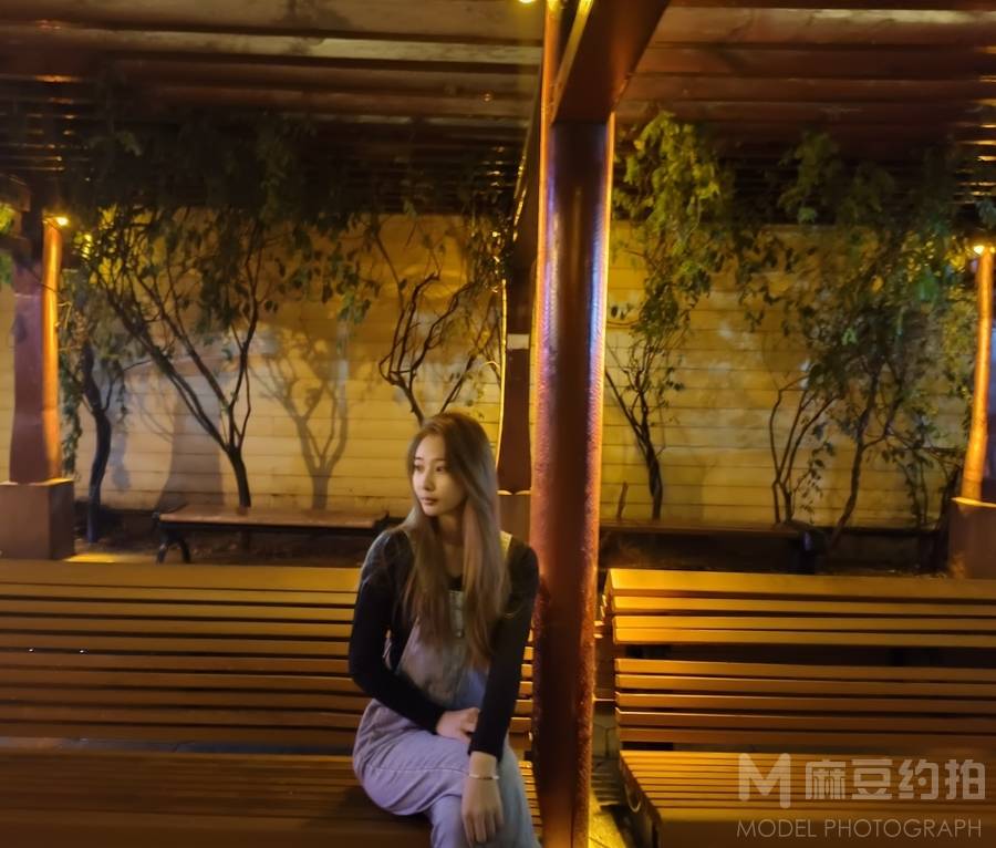 夜景模特