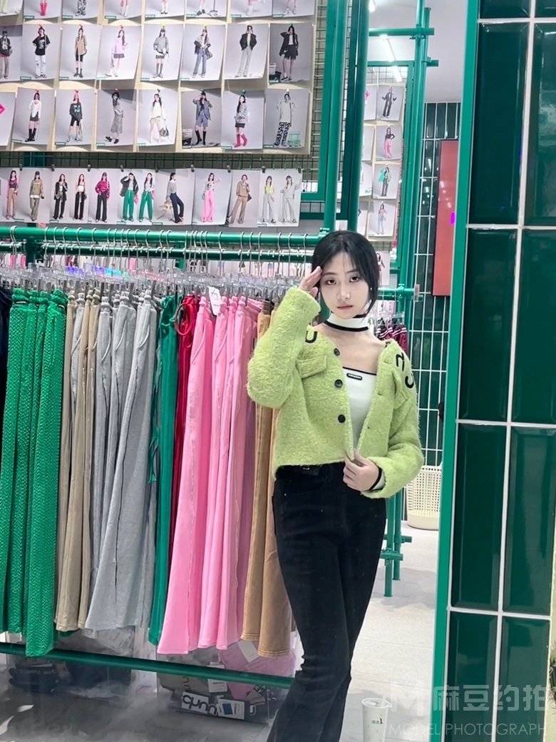 清新模特