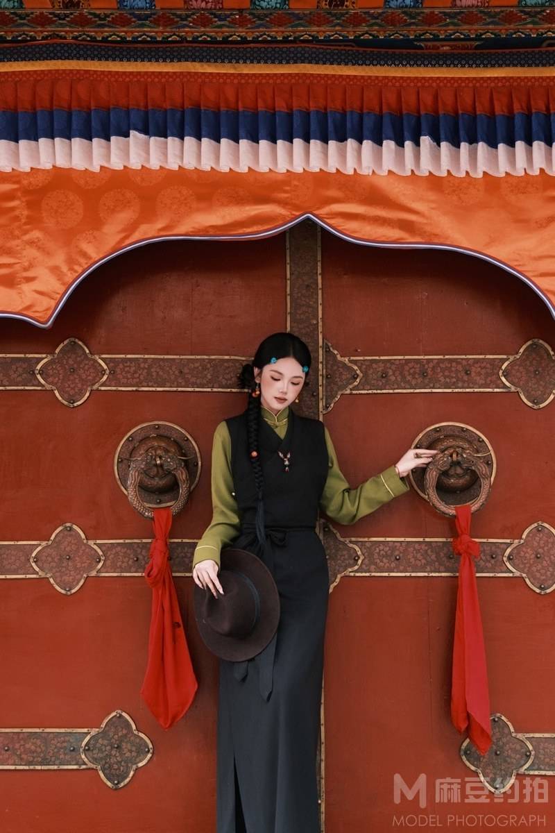 妆容模特