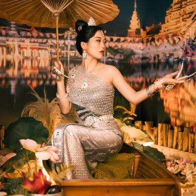 情绪模特