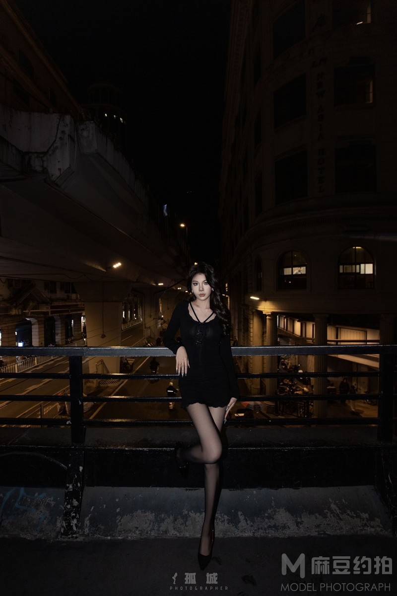 夜景模特