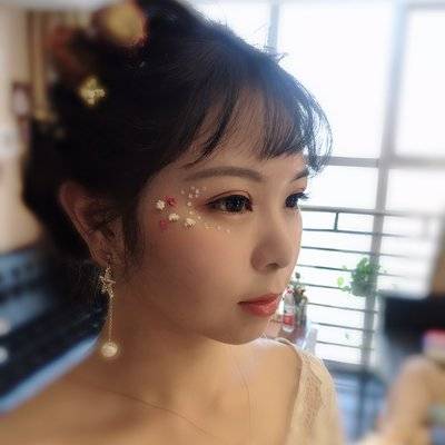 妆容模特