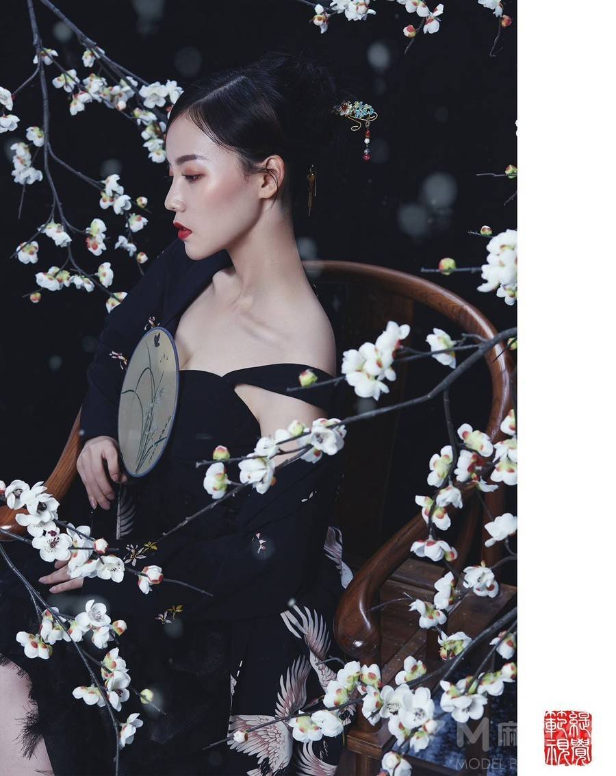 妆容模特