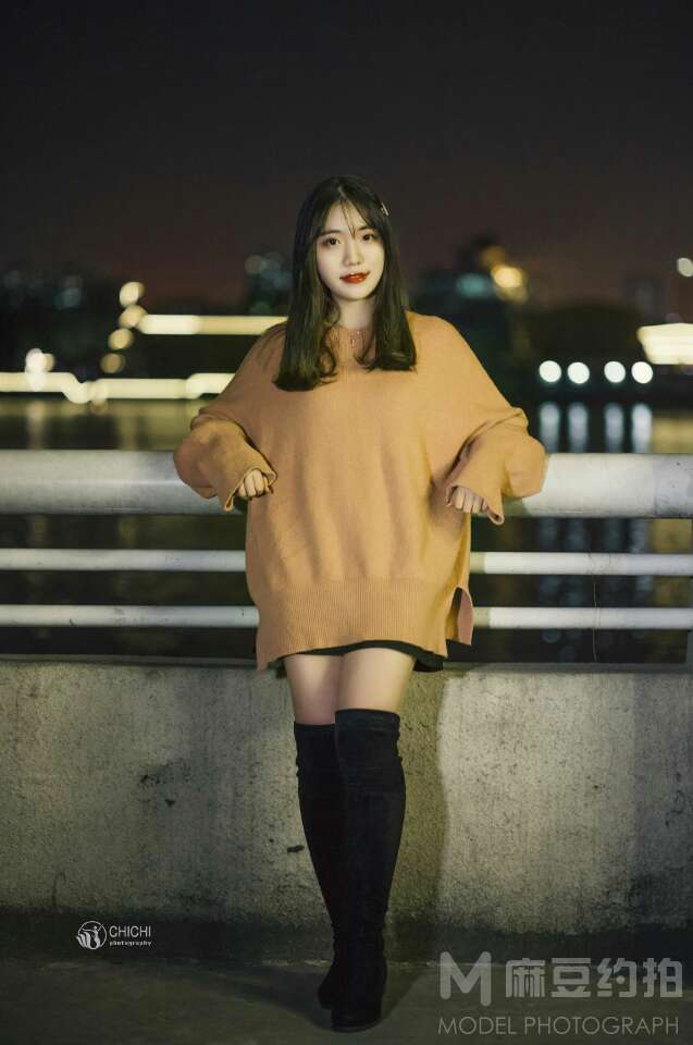 夜景模特