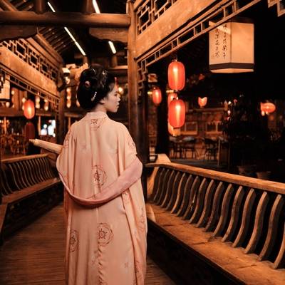 汉服模特