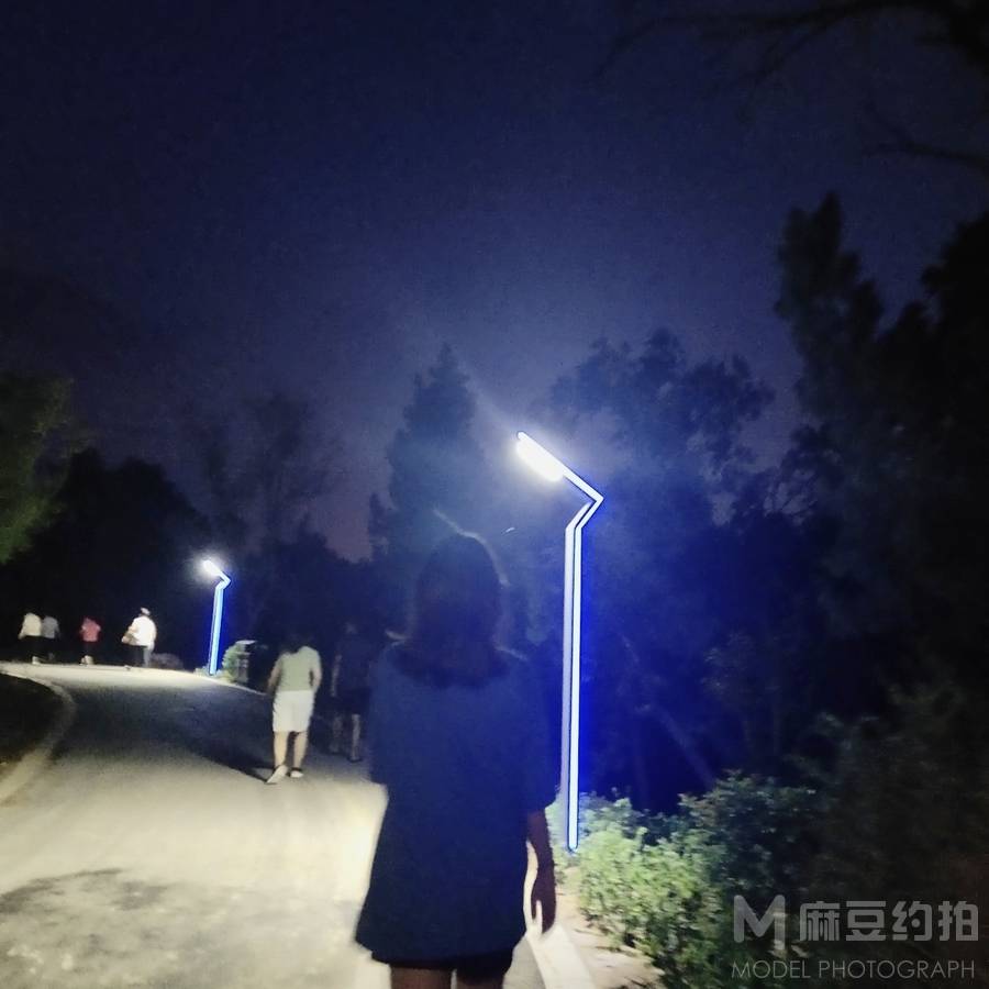 清新模特
