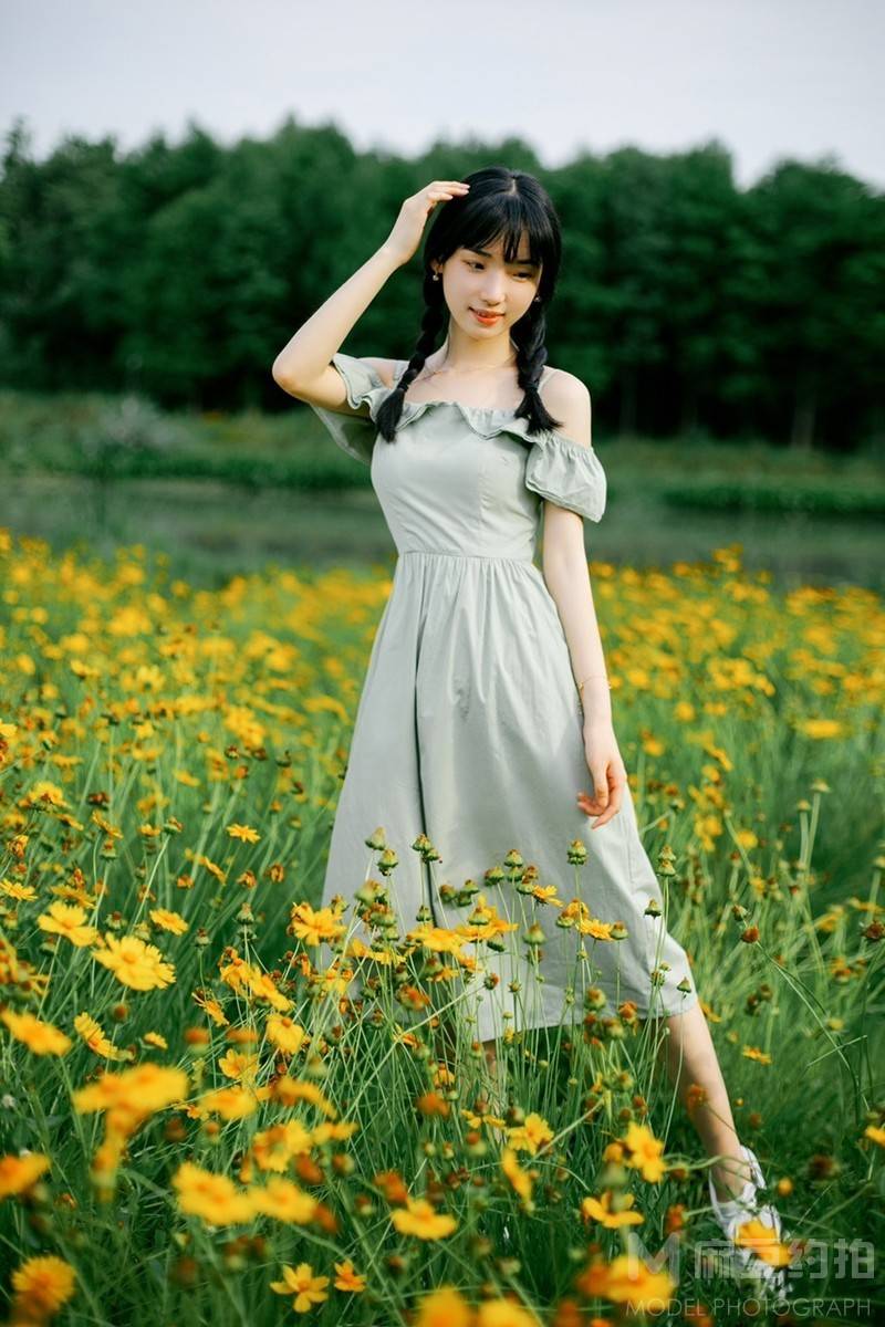 清新模特