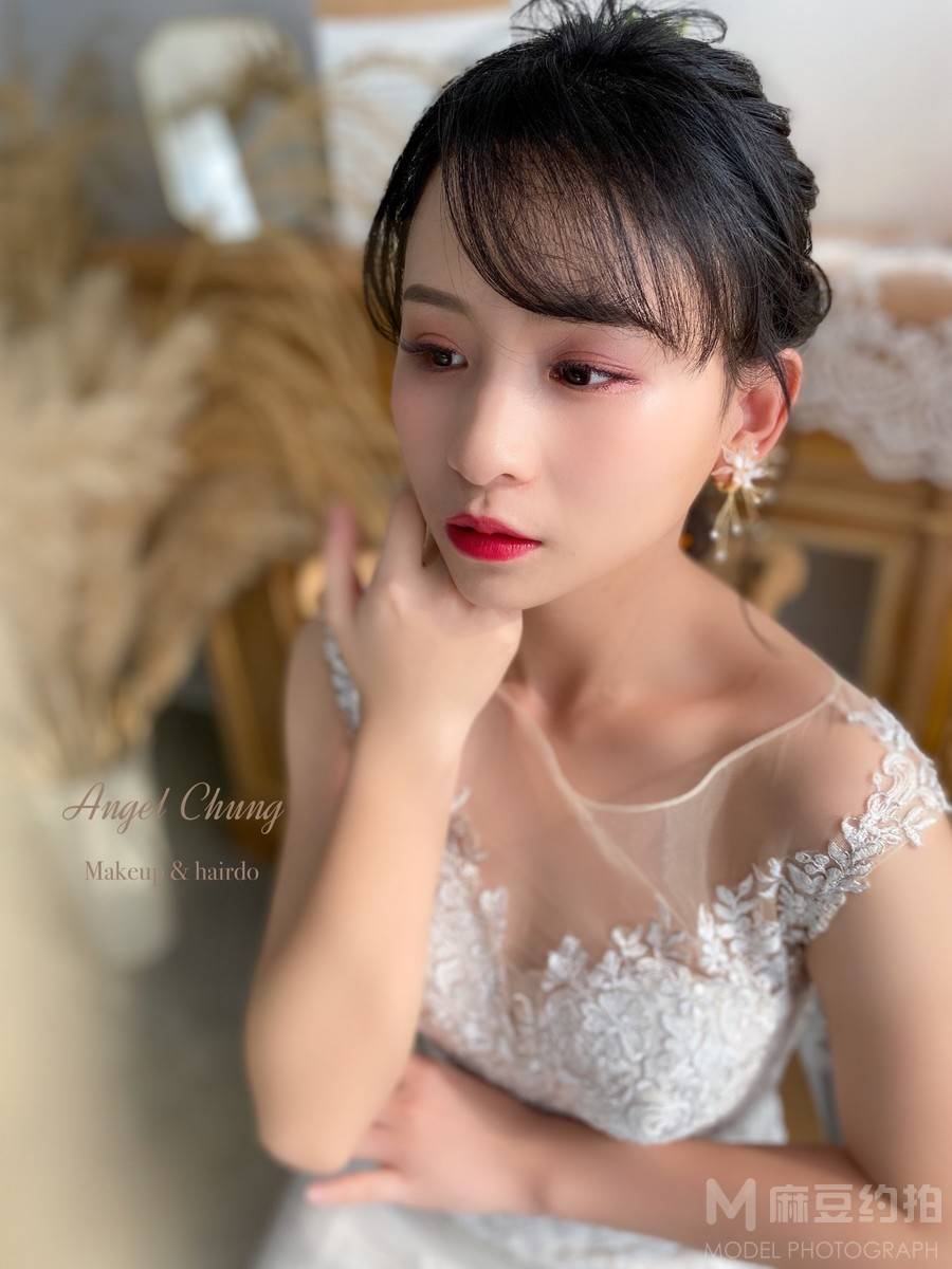 妆容模特