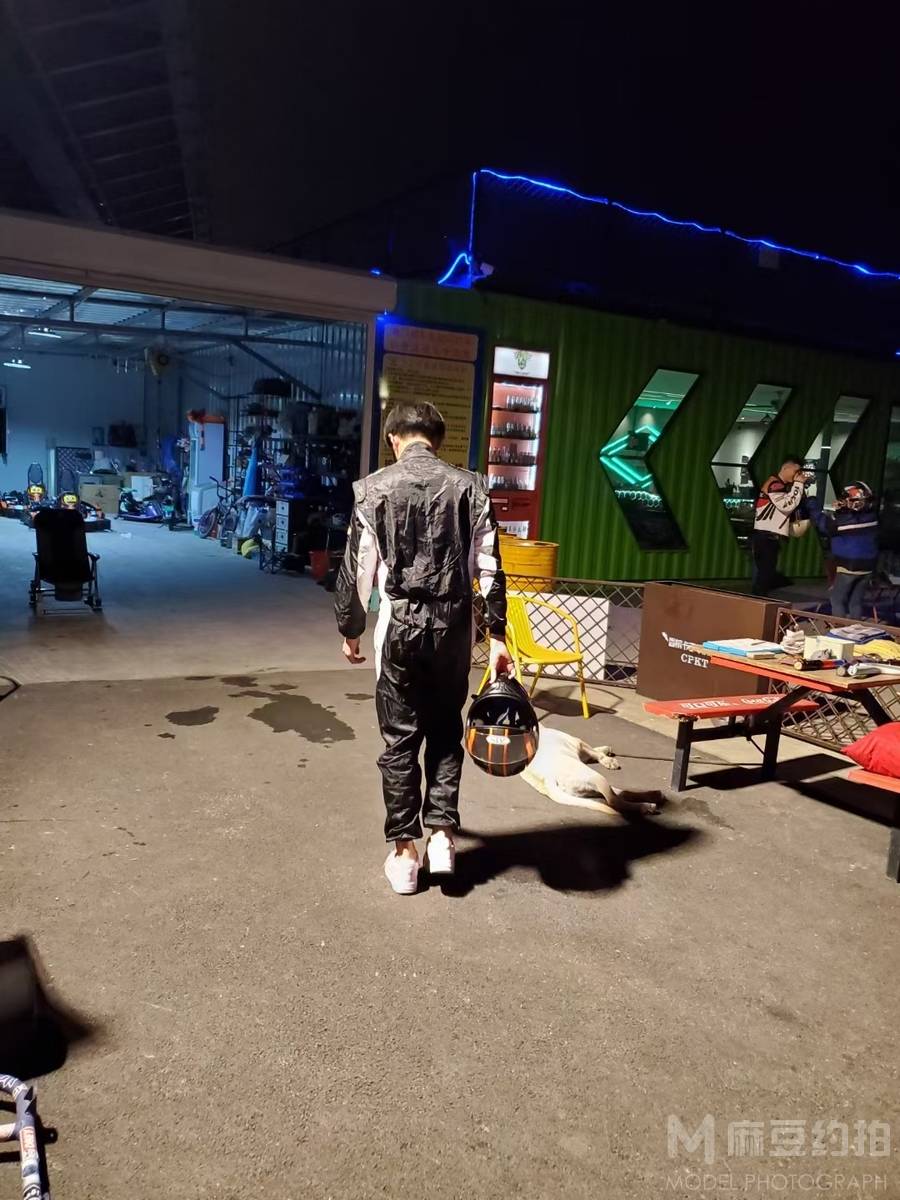 情侣模特