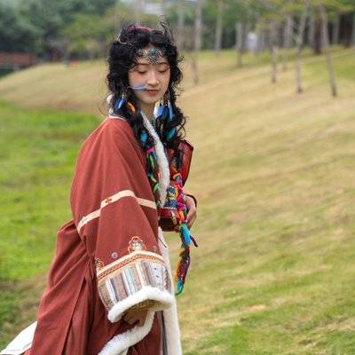 汉服模特