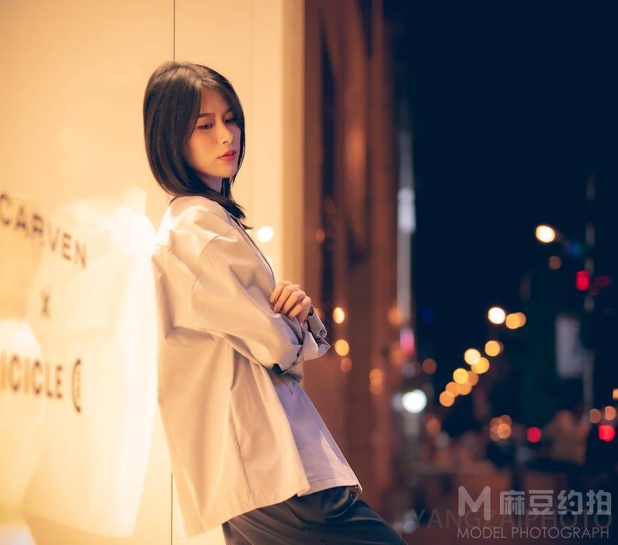 夜景模特