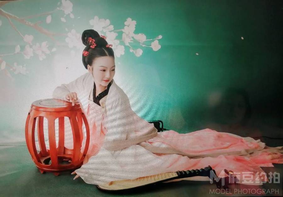 民国模特