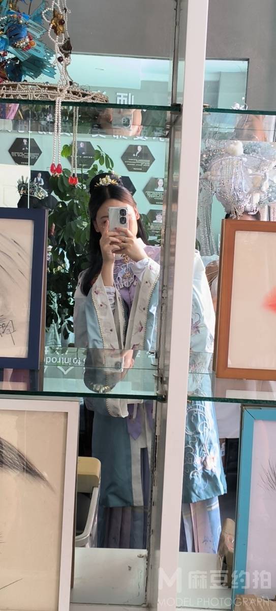 清新模特