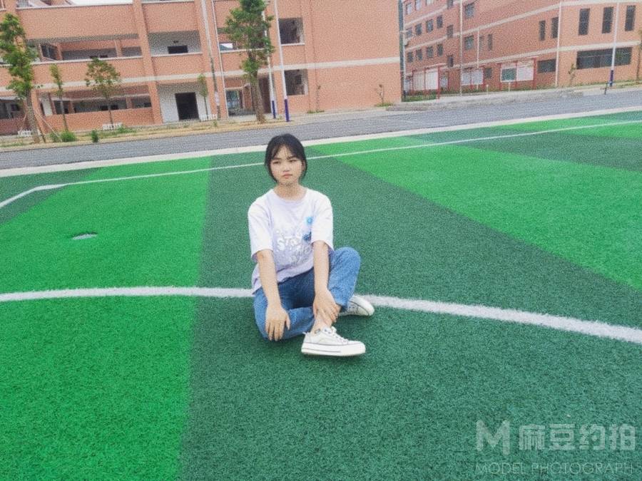 校园模特