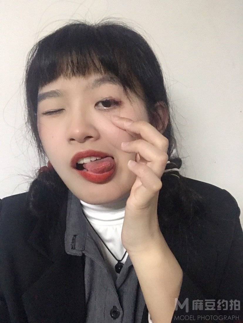 胶片模特