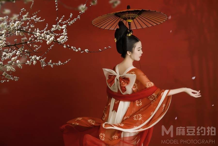 汉服模特