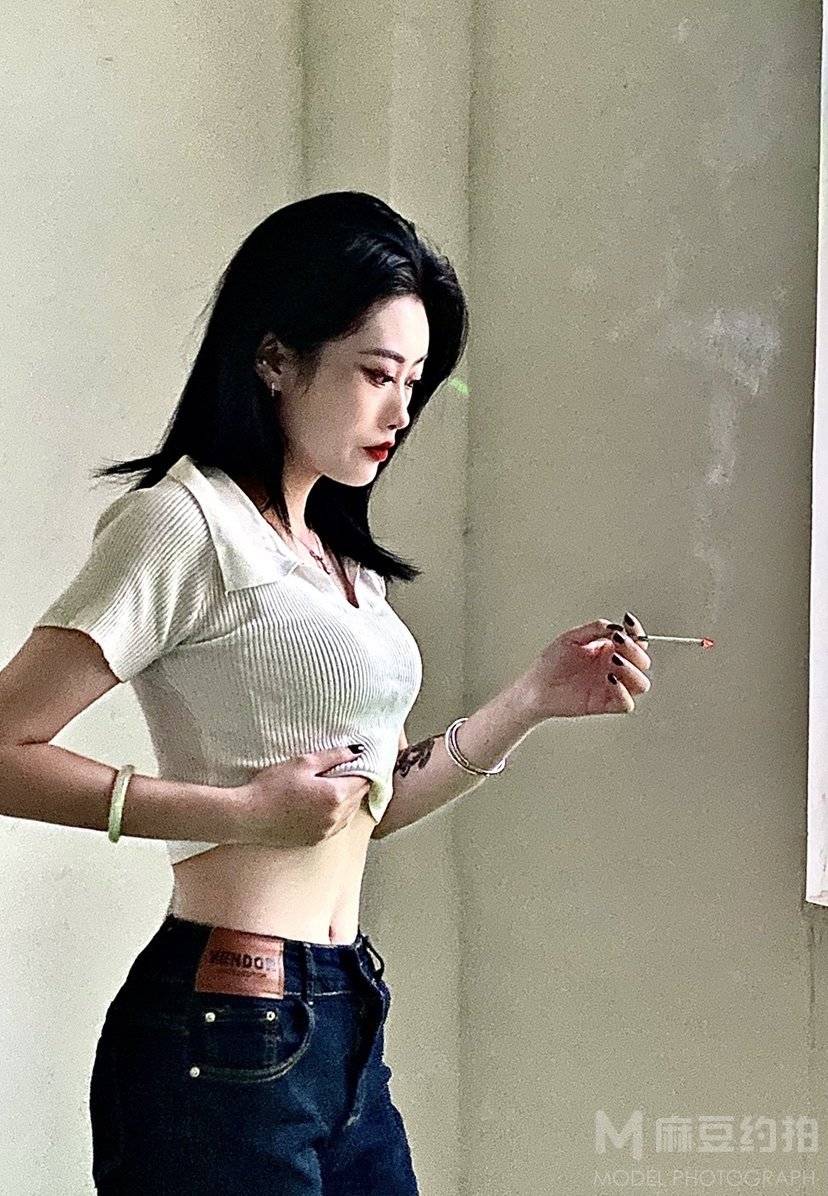 纪实模特