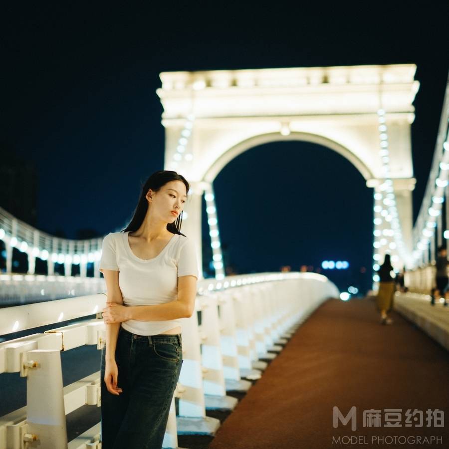 胶片模特