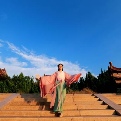 汉服模特
