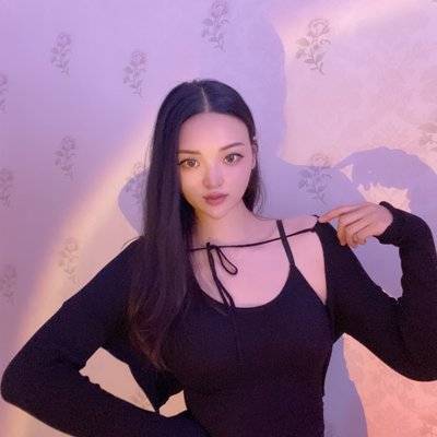 黑白模特