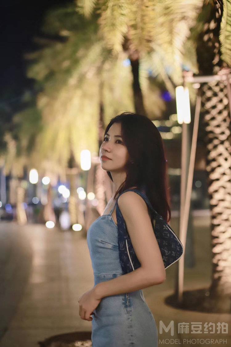 夜景模特