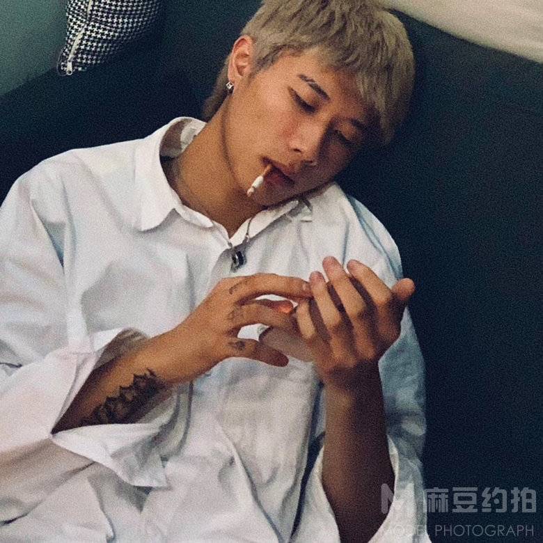 暗黑模特